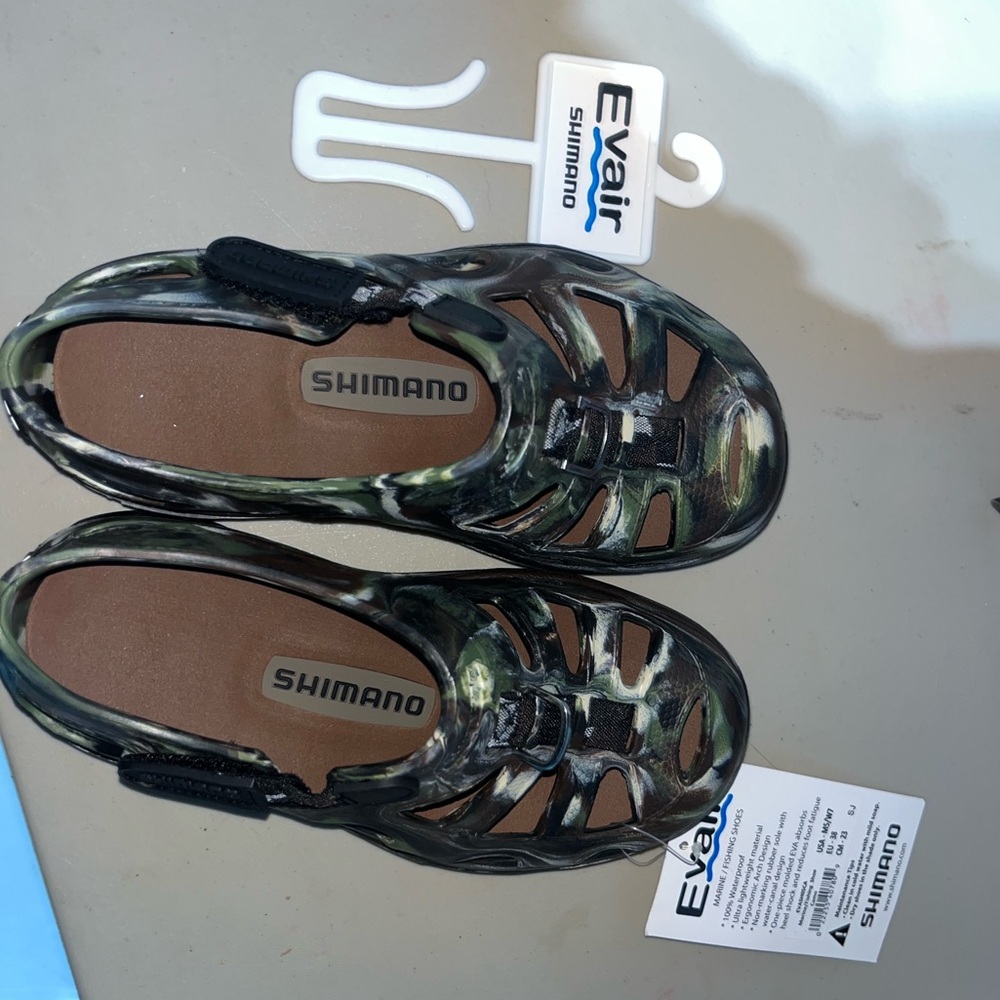 SHIMANO WATER SHOES